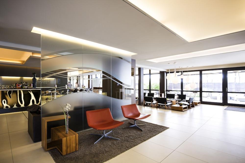 Отель Novotel Am Messezentrum Нюрнберг