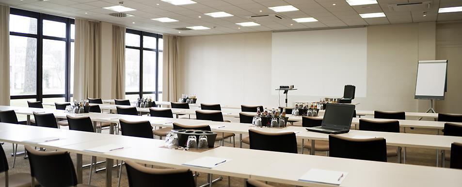 Отель Novotel Am Messezentrum